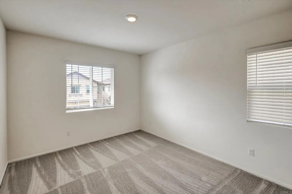 https://cdn.realtyfeed.com/cdn/127/306551441/4ad606cc533f9b0cfa1860694396e242.webp