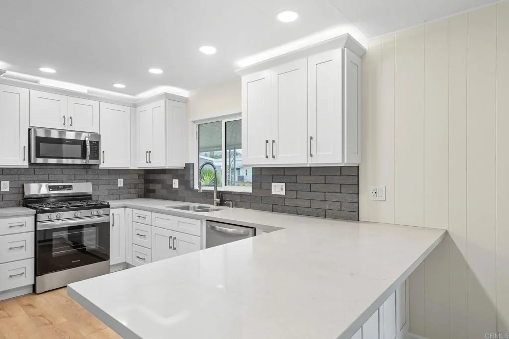 https://cdn.realtyfeed.com/cdn/127/306551462/176981caec7685dba1cd1d845a7d0257.webp