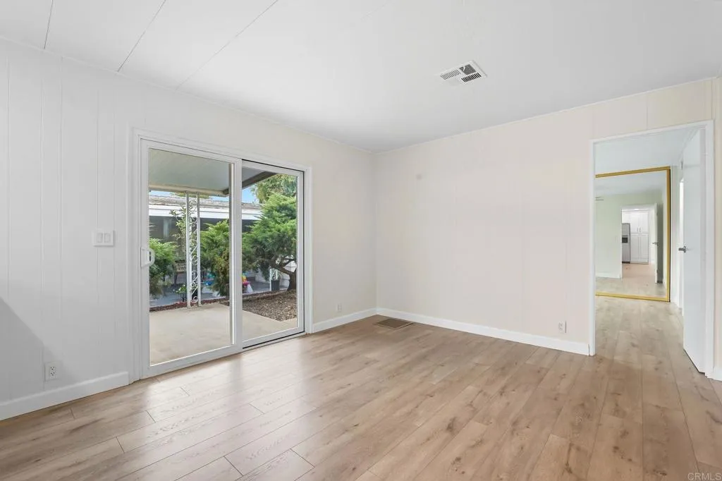 https://cdn.realtyfeed.com/cdn/127/306551462/c5f2a33e00175e769f8bbc5835863fec.webp