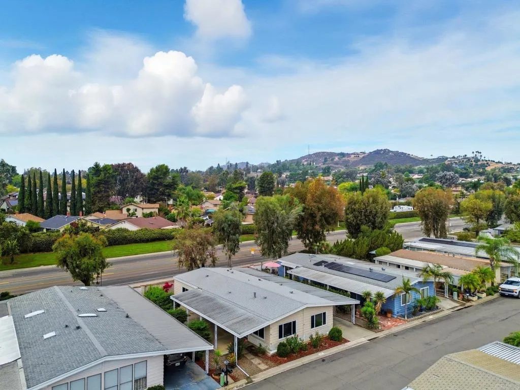 https://cdn.realtyfeed.com/cdn/127/306551462/c882218911259ad1947d1b11adfe8cbb.webp