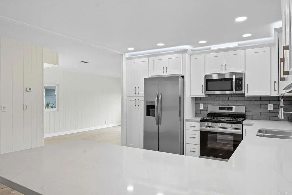 https://cdn.realtyfeed.com/cdn/127/306551462/e1d7fdf256196f353dde29df2e1e465e.webp