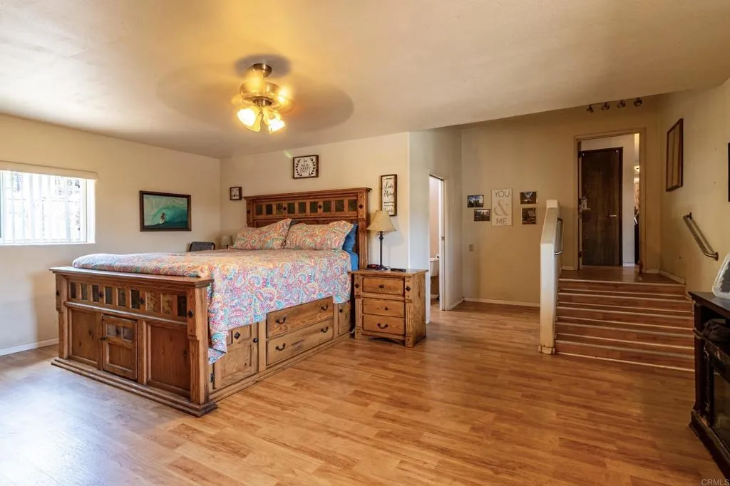 https://cdn.realtyfeed.com/cdn/127/306551467/04f2944b373047e13455a2005da3f6a1.webp