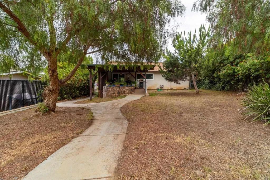 https://cdn.realtyfeed.com/cdn/127/306551467/722adf1cb5d2f38fb43a83f33d15fc22.webp
