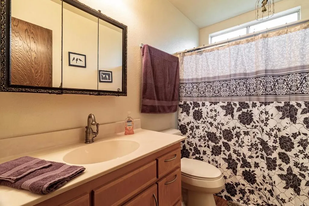 https://cdn.realtyfeed.com/cdn/127/306551467/c4e51e2f7165e50933d4124f02e3faf0.webp