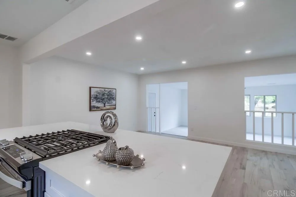 https://cdn.realtyfeed.com/cdn/127/306551513/05678e518989f9af7a1650ab0de6ddeb.webp