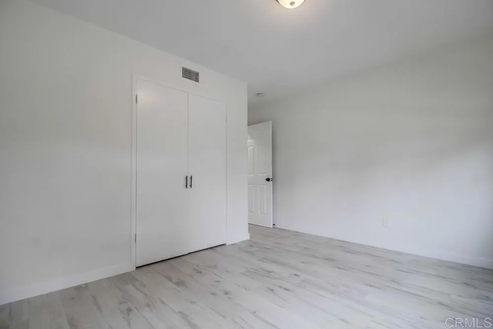 https://cdn.realtyfeed.com/cdn/127/306551513/22e37195efb2f70bf3504e7a6ebdf21e.webp