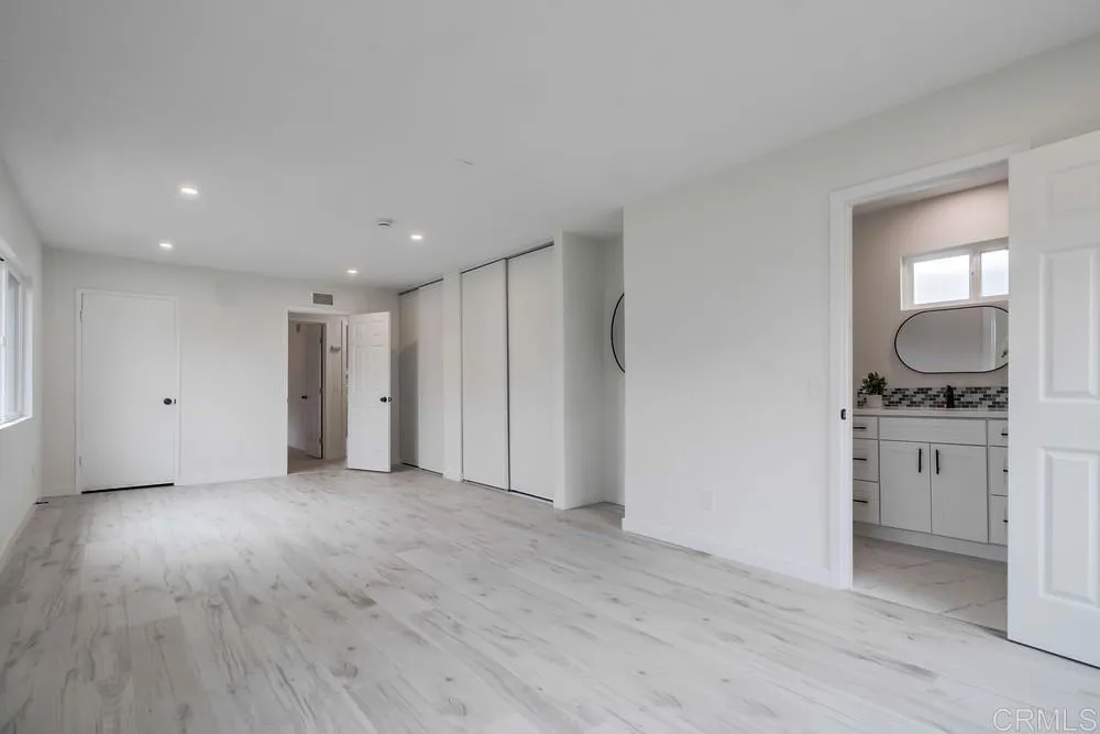 https://cdn.realtyfeed.com/cdn/127/306551513/6acfefc11bce6d7d09e3d55b7374e560.webp