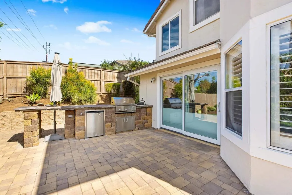https://cdn.realtyfeed.com/cdn/127/306551518/6a945d6f862d36300359c2ee60b1990f.webp