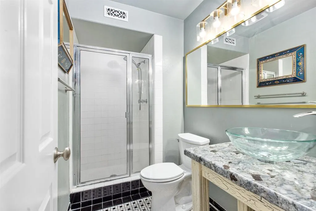 https://cdn.realtyfeed.com/cdn/127/306551518/9a8935d0ec4ed2d537d76595563889c2.webp