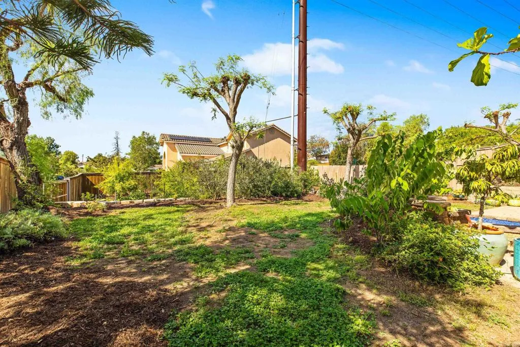 https://cdn.realtyfeed.com/cdn/127/306551518/a78e6a9f2e2b5eae1ca272f07f02f34a.webp