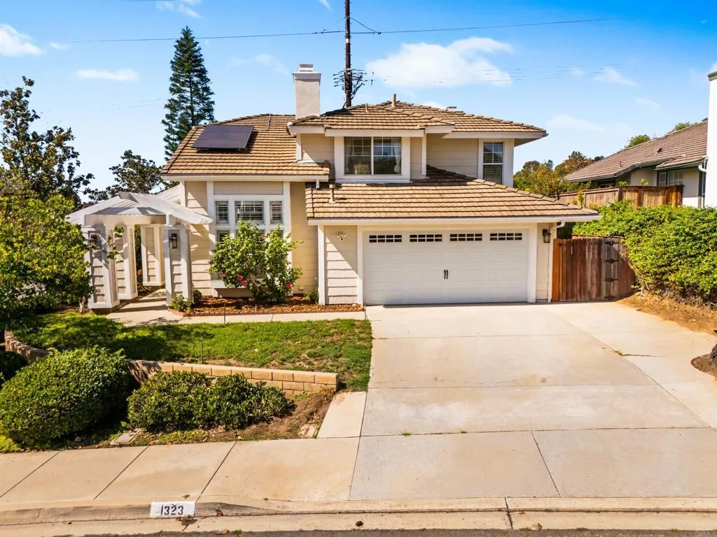 https://cdn.realtyfeed.com/cdn/127/306551518/cb071eea0d93eba85b09d8f736d3240b.webp