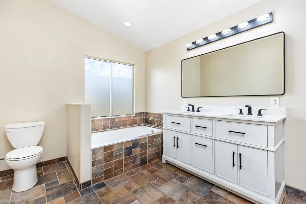 https://cdn.realtyfeed.com/cdn/127/306551518/fdecd29c9b01ed8160d34b46d7177cdd.webp