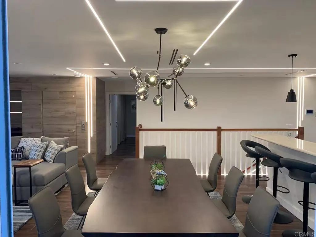 https://cdn.realtyfeed.com/cdn/127/306551593/157186ca8da2d21cb71f41d72c27f16d.webp