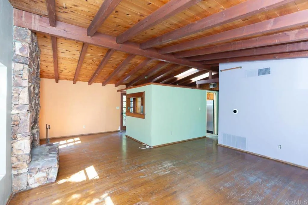 https://cdn.realtyfeed.com/cdn/127/306551594/d8a45ad0c213d7a5e92725c789a9049e.webp