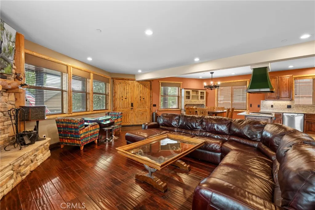 42539 Bear Loop North, Big Bear, CA 92314 - Photo 5 of 31, Big Bear, CA