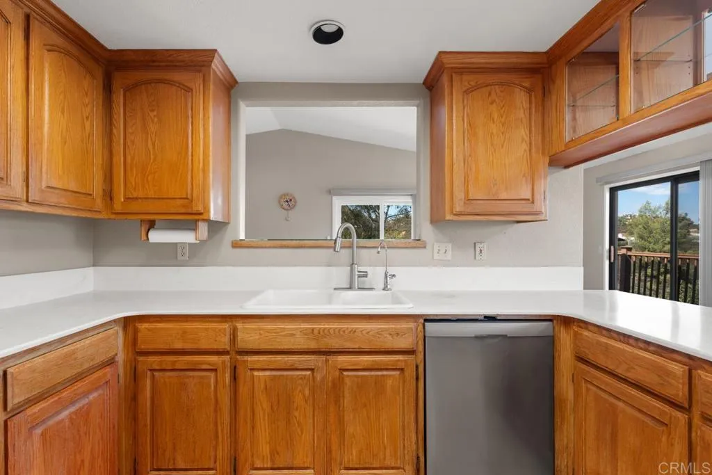 https://cdn.realtyfeed.com/cdn/127/306551614/4fda7d2431df01e74cebbbba9c81e39b.webp