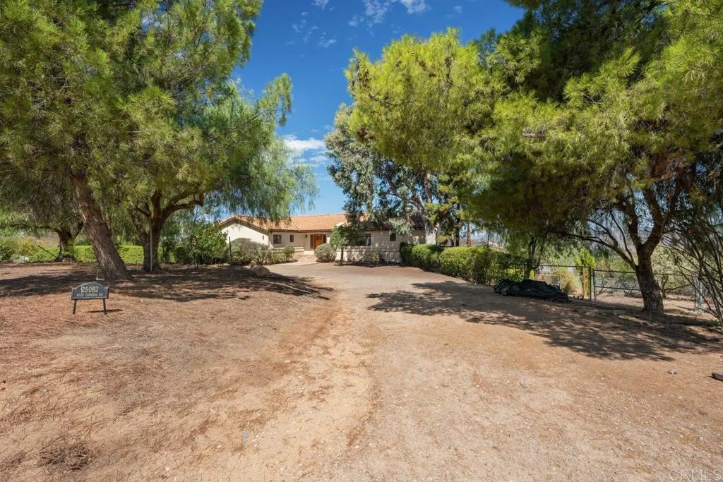 https://cdn.realtyfeed.com/cdn/127/306551614/6be66d6e51c485ae2680e4666c9a7ba7.webp