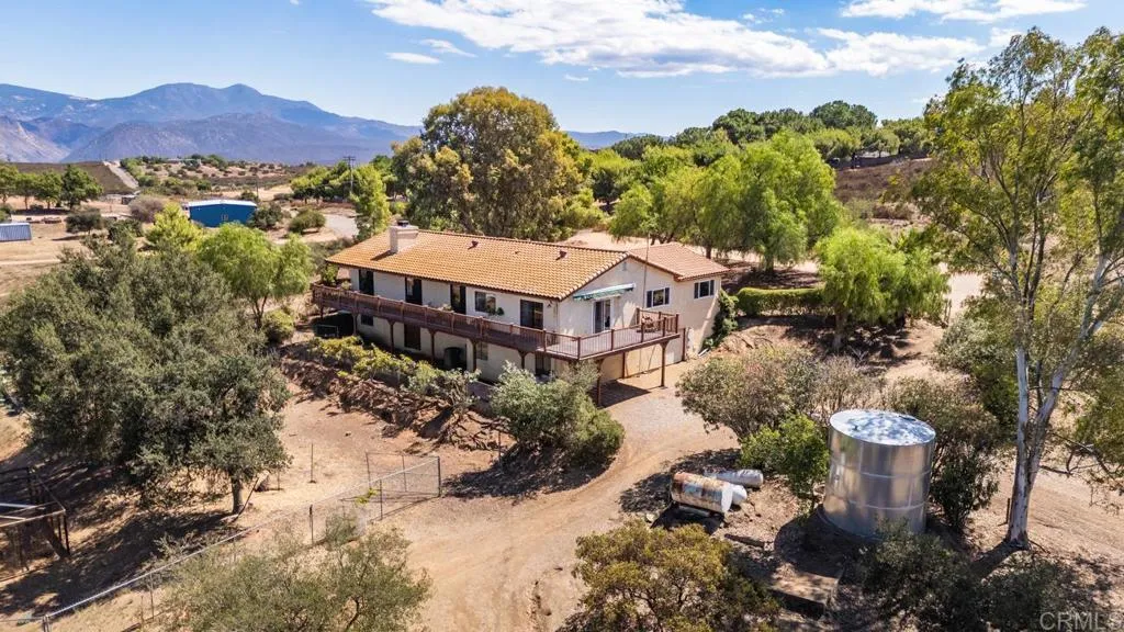 https://cdn.realtyfeed.com/cdn/127/306551614/8d97cf101f59af0168c37a9a4d1372b6.webp