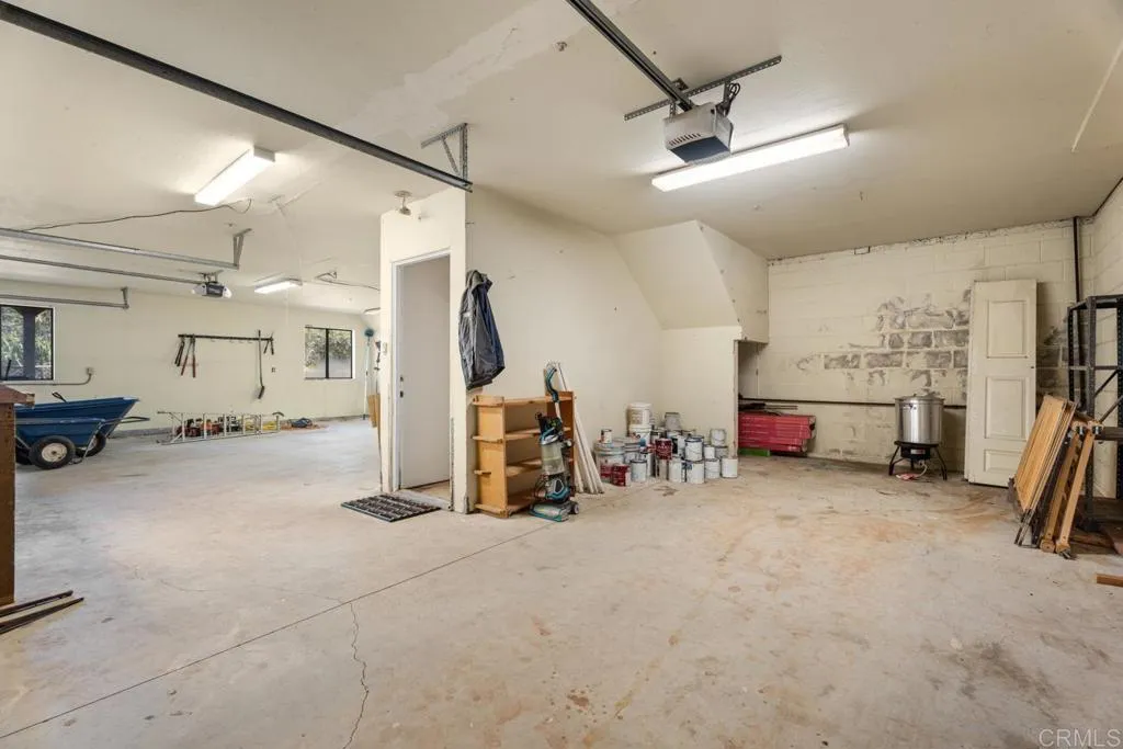 https://cdn.realtyfeed.com/cdn/127/306551614/ca0a25446c9e4f3ca404d9f5ad3a1e7d.webp