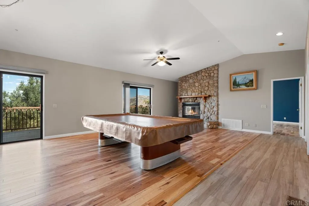 https://cdn.realtyfeed.com/cdn/127/306551614/deee98f0de0b1cecadc36cab00e33d67.webp