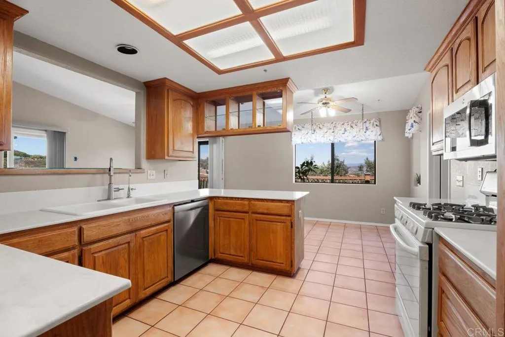 https://cdn.realtyfeed.com/cdn/127/306551614/eb885def442b9add1bc1239d4ee08d90.webp