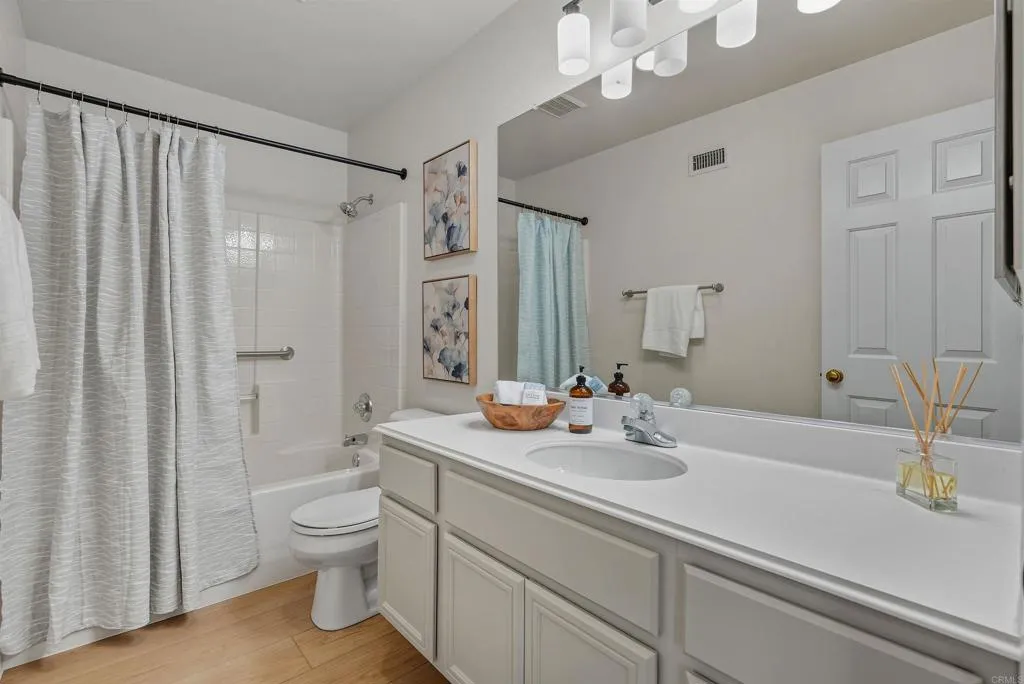 https://cdn.realtyfeed.com/cdn/127/306551615/23fbcd8046b7342f92d6b5ec28cca70d.webp