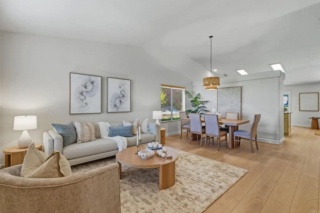 https://cdn.realtyfeed.com/cdn/127/306551615/7d663c5e521a723cf9e0bfbbdd93d987.webp