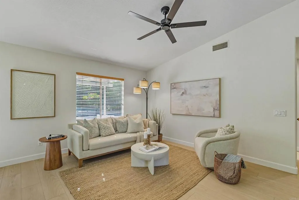 https://cdn.realtyfeed.com/cdn/127/306551615/c749d24172f47a617f13d5a1d2362ddb.webp