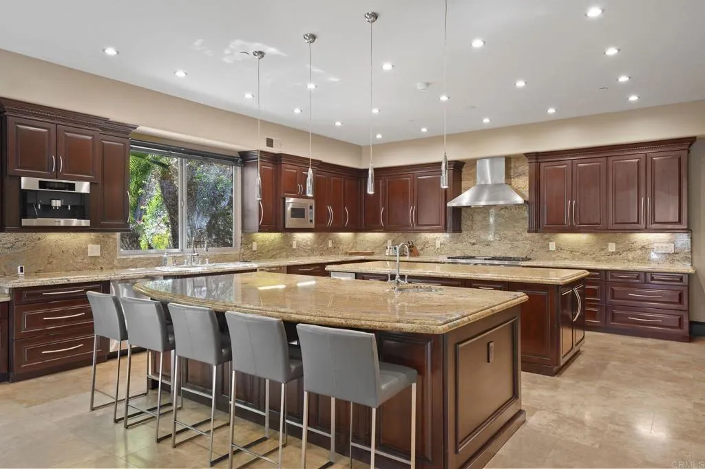 https://cdn.realtyfeed.com/cdn/127/306551618/05af4794d229e2b07c9ce7d20384ba09.webp