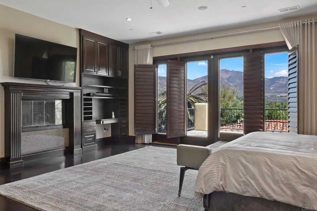 https://cdn.realtyfeed.com/cdn/127/306551618/3c475d1bd606b4c873f31e6ba0b917b0.webp