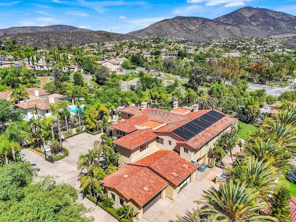 https://cdn.realtyfeed.com/cdn/127/306551618/43470974792fd1a4ef2ba7c2a5efcbb8.webp