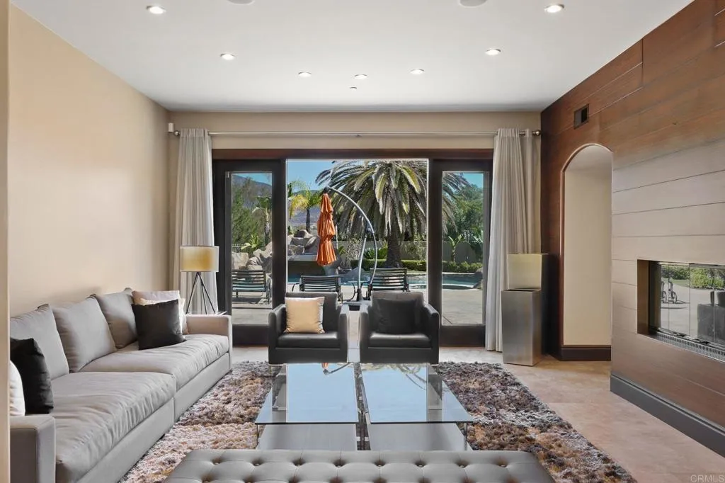 https://cdn.realtyfeed.com/cdn/127/306551618/5f18d635ce325cd3499b85856bdd8b20.webp