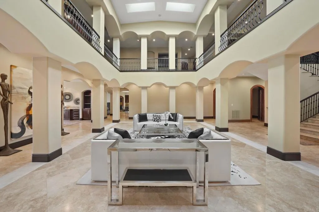 https://cdn.realtyfeed.com/cdn/127/306551618/de6a43010c562d1b13703300e4f973e9.webp
