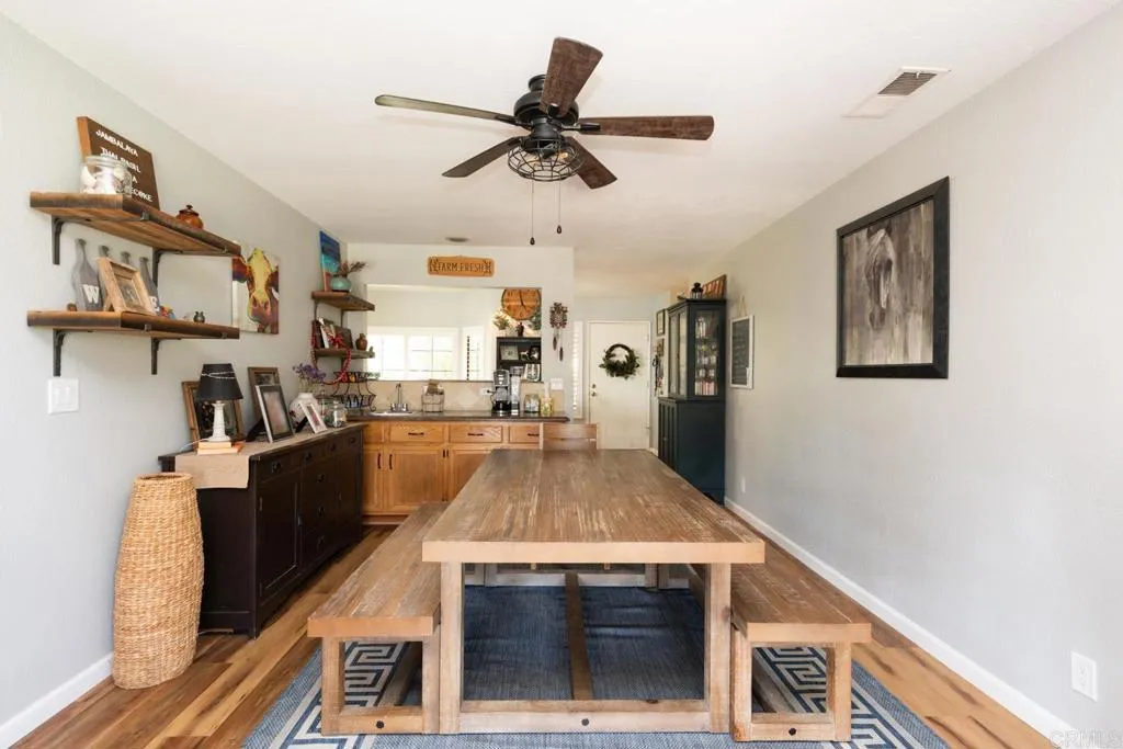 https://cdn.realtyfeed.com/cdn/127/306551619/43c43ffc7bbcebb2f003b9ae3fa02df2.webp