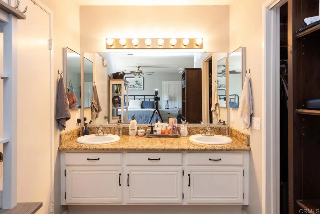https://cdn.realtyfeed.com/cdn/127/306551619/b43779c4e453f9addfb65ed24fa23334.webp