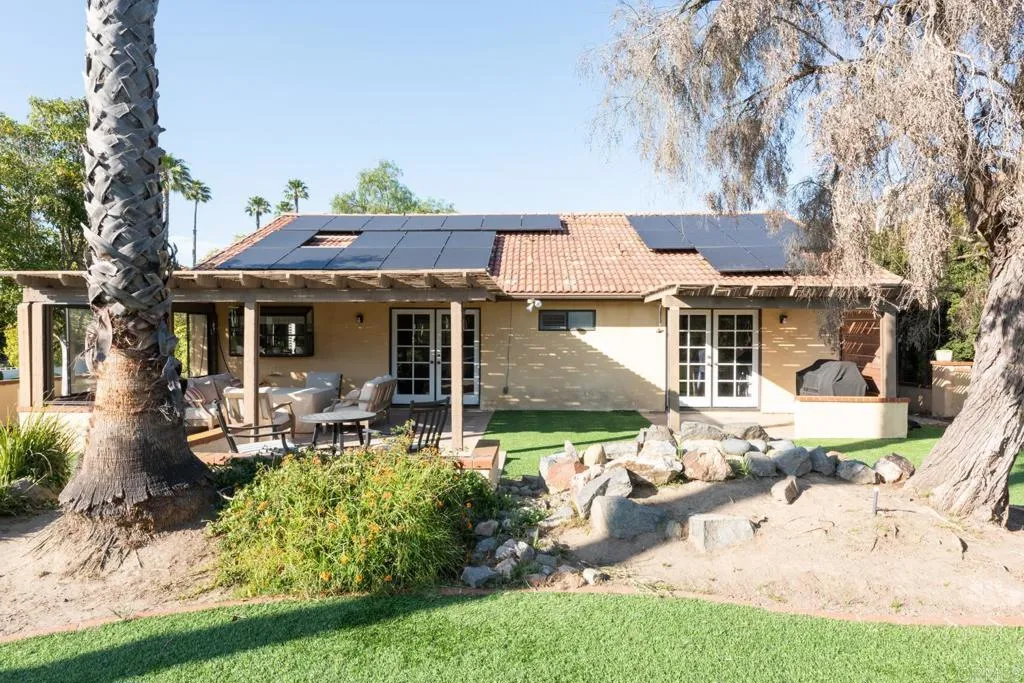https://cdn.realtyfeed.com/cdn/127/306551619/b84e5584c6ba143204f08c65994e239d.webp