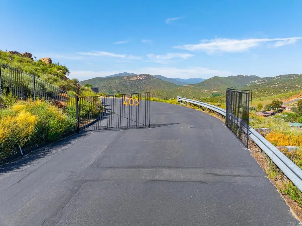 https://cdn.realtyfeed.com/cdn/127/306551620/2556d644096d187623e0772f0243105b.webp