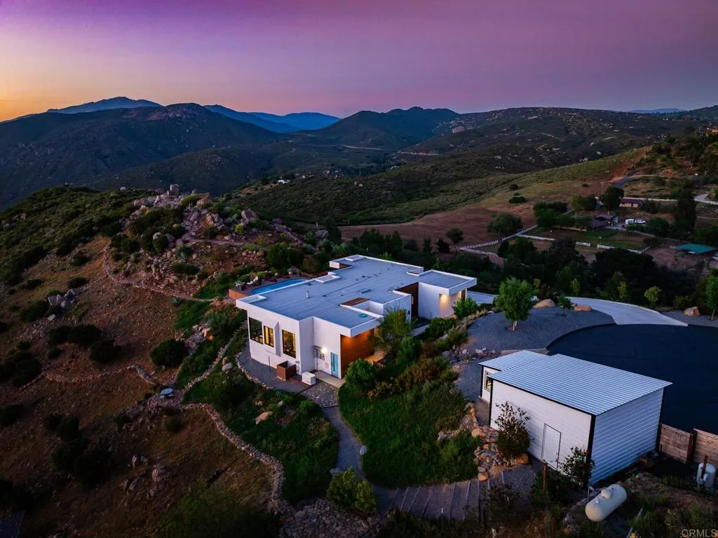 https://cdn.realtyfeed.com/cdn/127/306551620/9199b2832fd308162b9b191c5072f919.webp