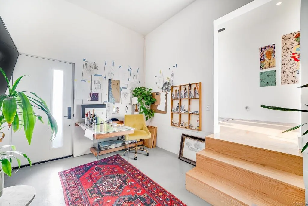 https://cdn.realtyfeed.com/cdn/127/306551620/ca66fe2082e320cb117a2ab405e61adf.webp