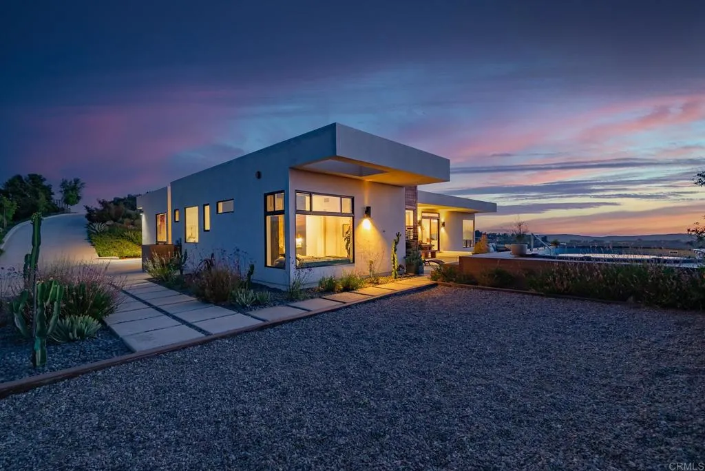 https://cdn.realtyfeed.com/cdn/127/306551620/cff5a8bdd841e3f6279b2cbb073720bc.webp