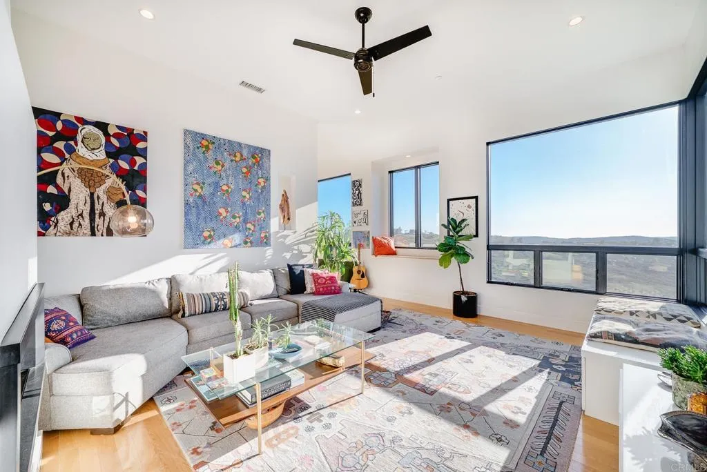 https://cdn.realtyfeed.com/cdn/127/306551620/e709639b6a715df78875fc71b3d16add.webp
