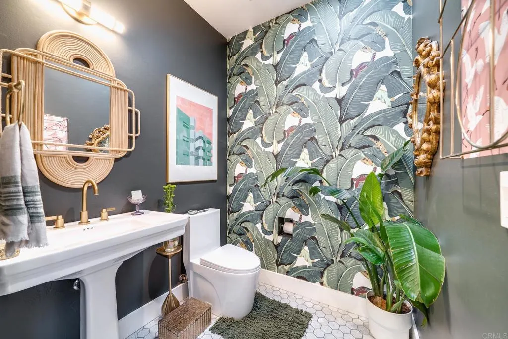 https://cdn.realtyfeed.com/cdn/127/306551620/f7a4b18ef6161f61a31d921876325eb0.webp