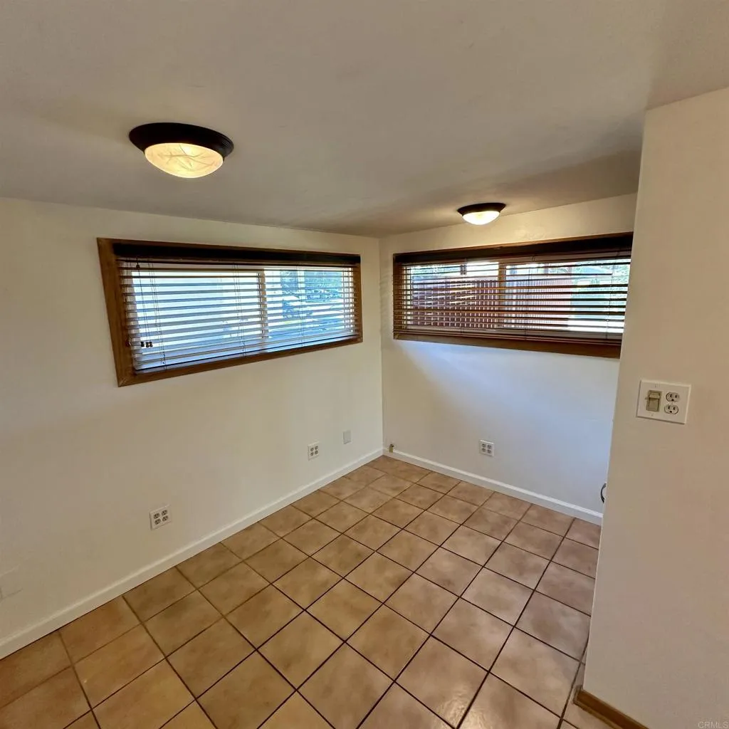 https://cdn.realtyfeed.com/cdn/127/306551654/3322fbc9220d0b11f0d6700c23e6c5e0.webp