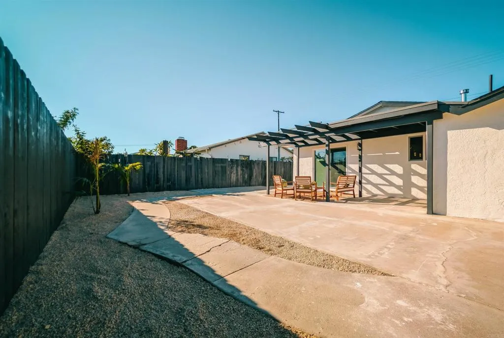 https://cdn.realtyfeed.com/cdn/127/306551656/023b5be5f73e88a62f665a62c251f9ed.webp