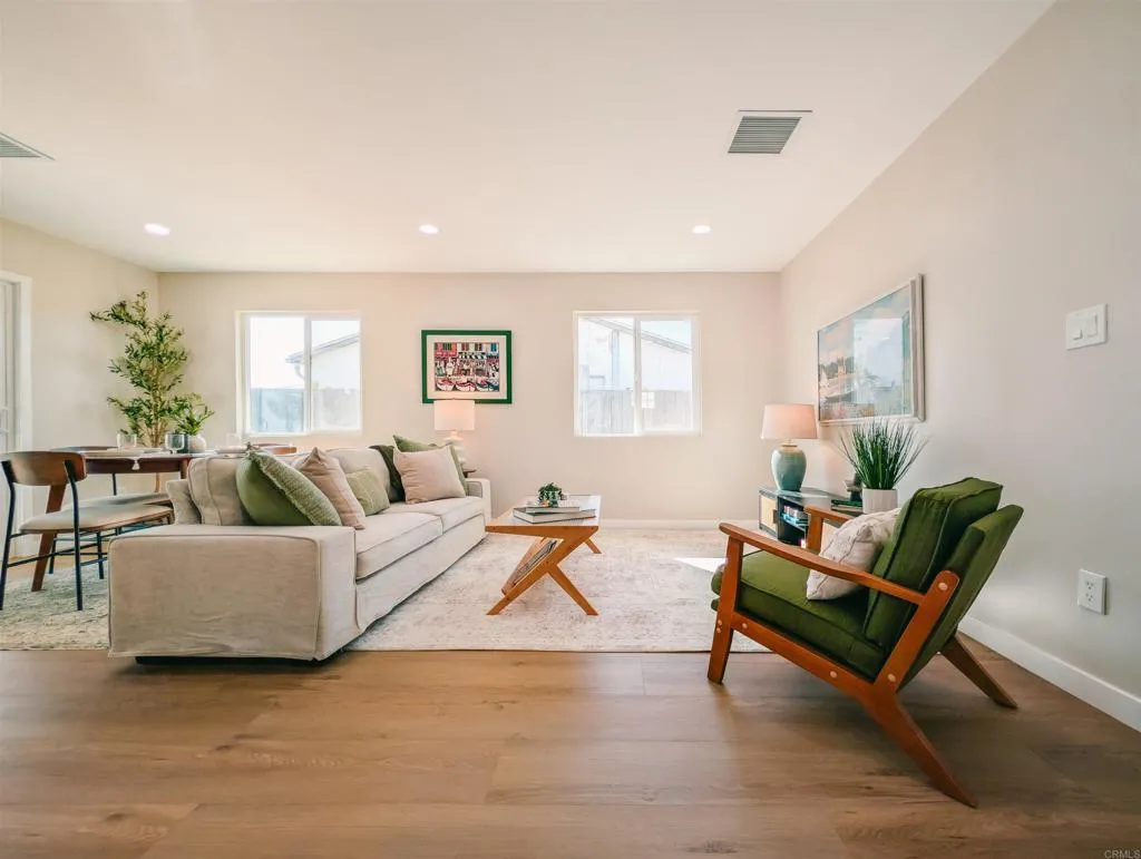 https://cdn.realtyfeed.com/cdn/127/306551656/099113ada9e36f6cdbcf913060076049.webp