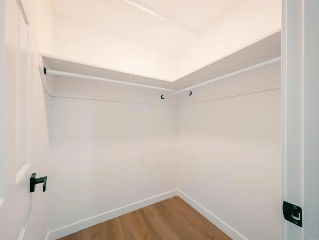 https://cdn.realtyfeed.com/cdn/127/306551656/a6a39f292b0256b91a9cbcaaa1dcefc5.webp