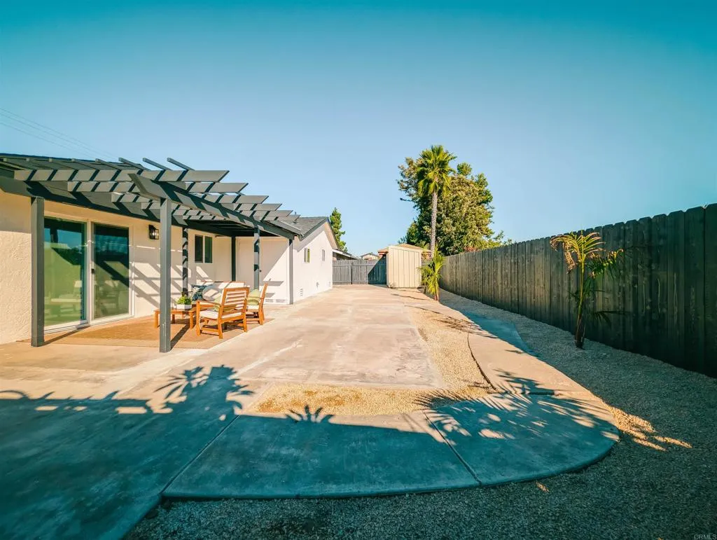 https://cdn.realtyfeed.com/cdn/127/306551656/ebb6a450cba89d10093d77c57a0c8348.webp