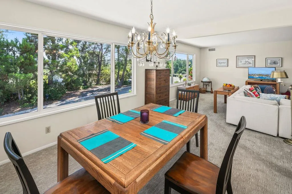 https://cdn.realtyfeed.com/cdn/127/306551668/a23d28ea8dce182e61113bd0aa11c003.webp