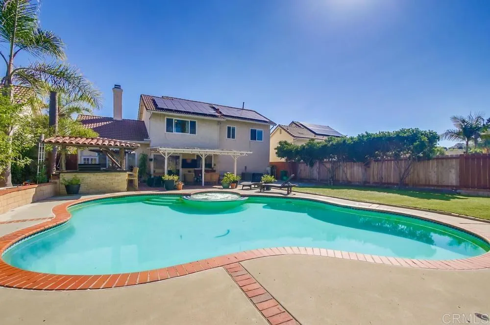 https://cdn.realtyfeed.com/cdn/127/306551730/2d19ac75d1e27a199aead6cf13e450e3.webp