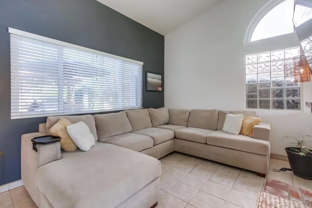 https://cdn.realtyfeed.com/cdn/127/306551730/688c2db4e78169621a061f9fcf9de311.webp